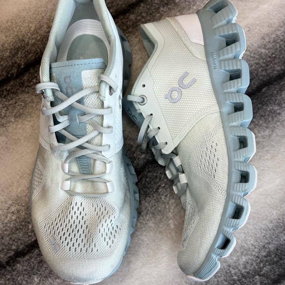 On Running Shoes On Running Cloud X Aloe Surf Athletic Running